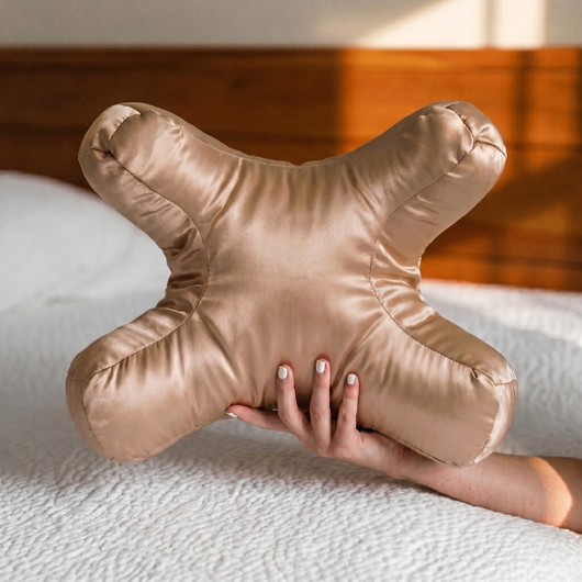 Contour Pillow